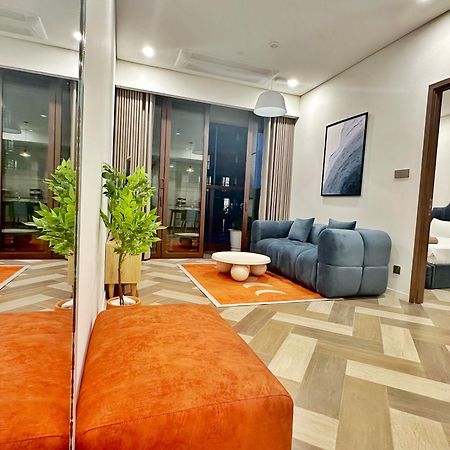 The Metropole -Complex "Opera, Crest, Galleria " -Free Pool-Gym-Sauna Room-Yoga Room Хошимин Экстерьер фото