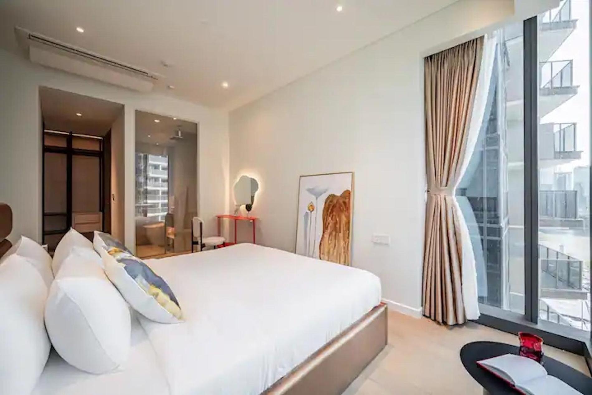 The Metropole -Complex "Opera, Crest, Galleria " -Free Pool-Gym-Sauna Room-Yoga Room Хошимин Экстерьер фото